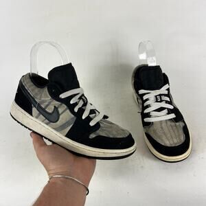 Jordan 1 Low Zebra Sneakers Kid's 4 Y Black Gray Suede Athletic Shoes 553560-057